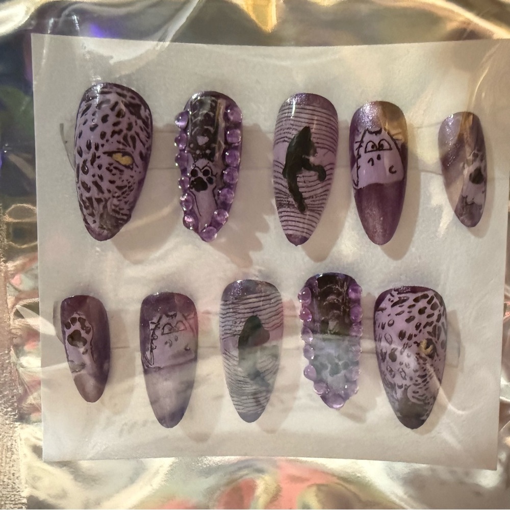 Press On Purple Cat Theme Nails